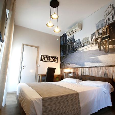Hotel Fabrizio Rimini Esterno foto