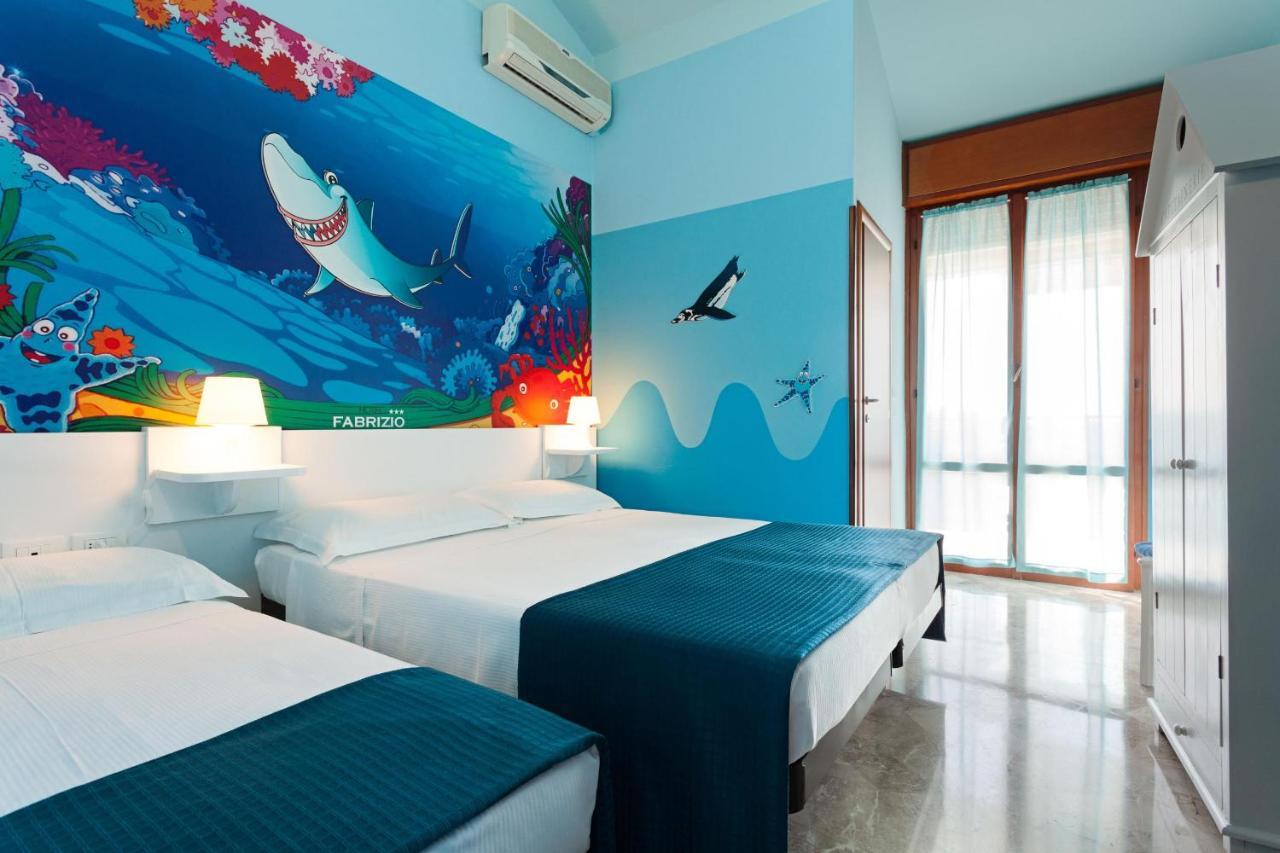 Hotel Fabrizio Rimini Camera foto