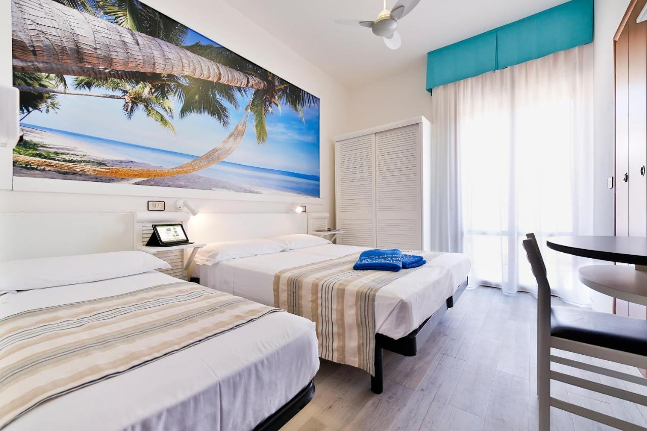 Hotel Fabrizio Rimini Camera foto